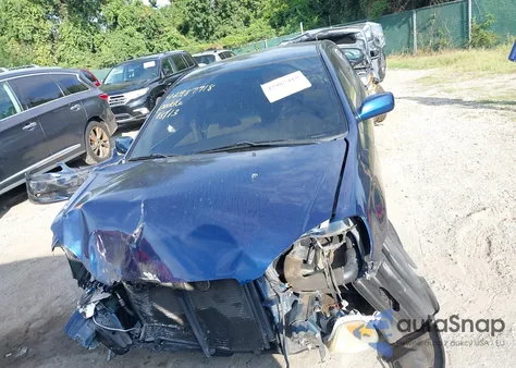 2003 Toyota Corolla Le from USA, damaged, VIN JTDBR32E130025843